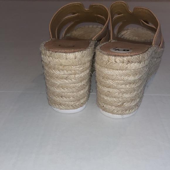 Marc Fisher Robbyn Espadrille Wedge Sandal - Size 8.5 - Picture 7 of 8